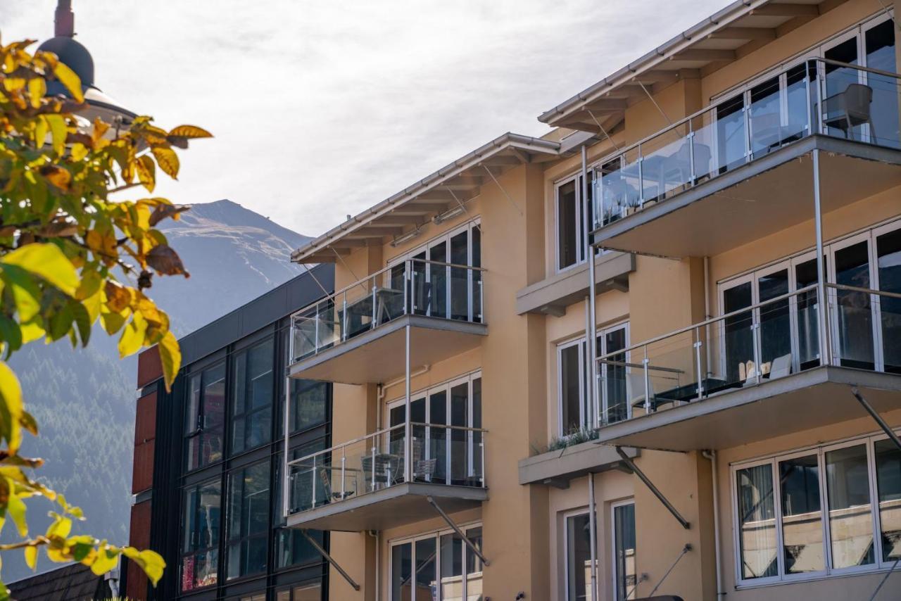The Village Green Apartment Queenstown Exterior foto